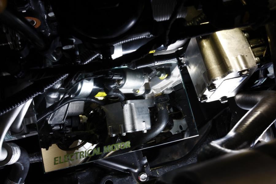  Kia Sorento Hybrid 2010 года  (фото 8 из 31)